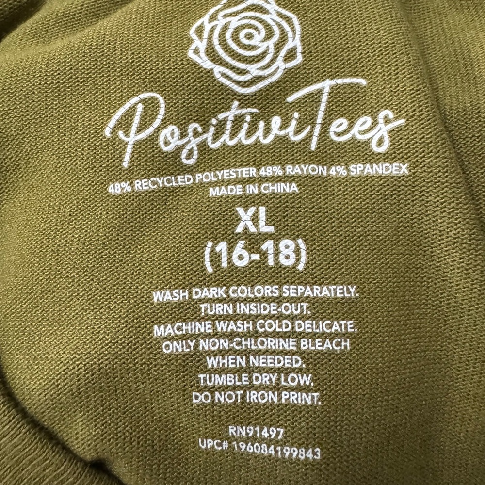 PositiviTees Olive Green Cozy "Farm Fresh Pumpkins" long sleeve Tee size XL - Picture 7 of 7